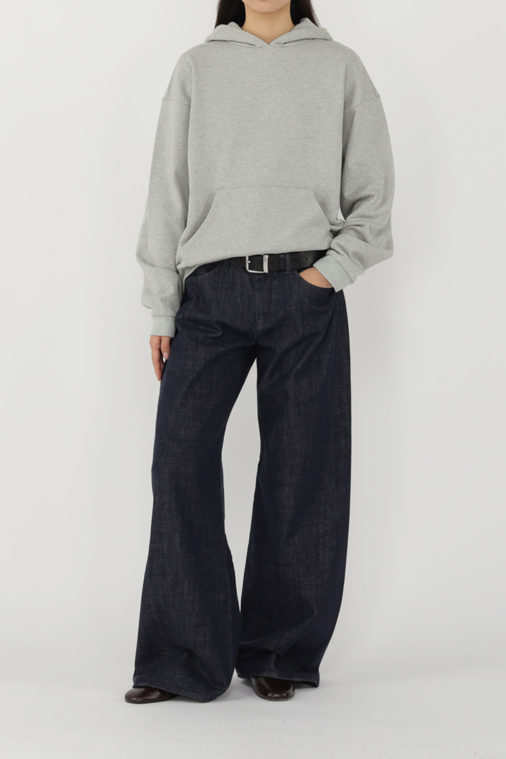 Minimalist Hooded Sweatshirt TMO25AWSW02GRY
