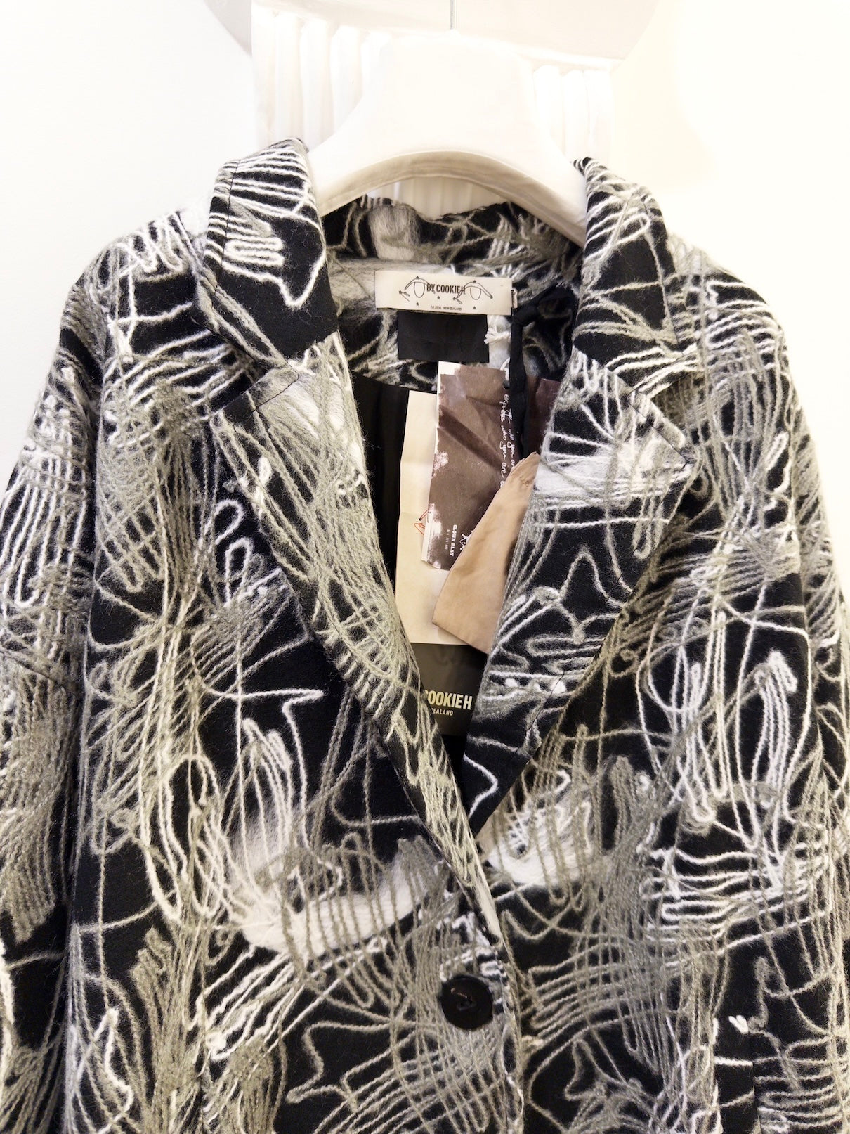 C515 Abstract Thread Coat